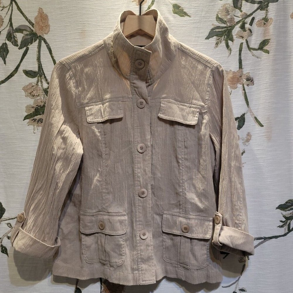 Monterey Bay Women's Beige Casual Button-down Blouse Size Medium
